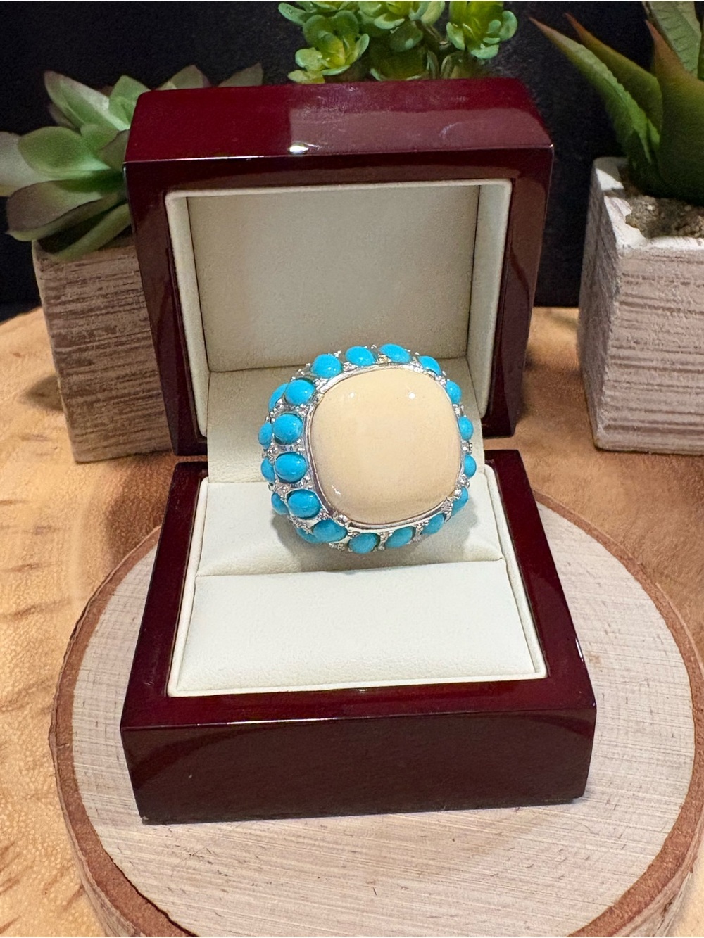 Cream and Turquoise Stretchy Ring🩵✨